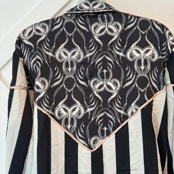 We Are Hah HAHT Striped Printed Button Down Satin Long Sleeve Pajama Shirt Sz XL - Picture 8 of 12